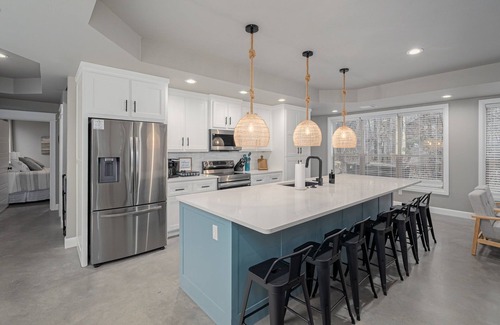 Kingston House | Distinctive Design, Luxury & Fun at Lake Texoma