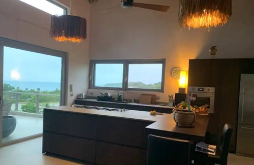 Gray's Farm Villa | Distinctive villa with private pool - ocean view