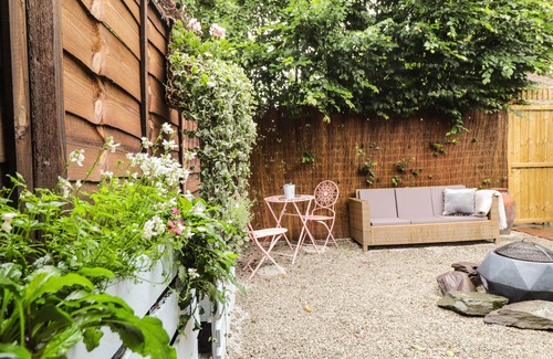 Tonbridge Cottage | Ditsys Den