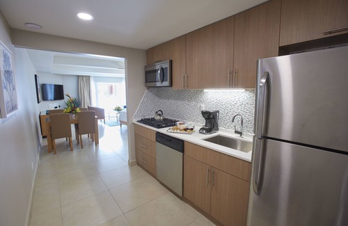 Oranjestad-West Hotel | Divi Dutch Village Beach Resort
