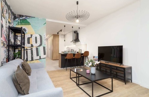 Stare Podgorze Apartment | Długosza 4 | Elegant Studio with a Balcony