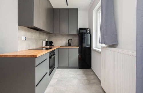 Grunwald Apartment | Dmowskiego 81 | Cozy Studio | Parking, Garden
