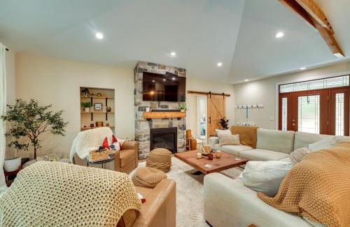 Free Soil House | Dock and Yard Games Lakefront Michigan Getaway!