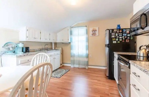 Newburyport Apartment | Dog Daze One- South End NBT