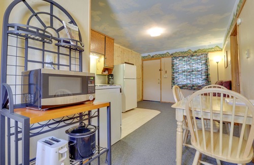 South Fork Cabin | Dog-friendly, 17-unit property with fireplaces and space for over 100