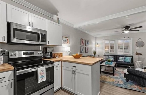 Emerald Isle House | Dog-Friendly Beach Bungalow – Unwind at Hatfield’s Hideaway