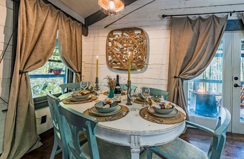 Fairview House | Dog-Friendly Cabin with Decks and Mountain Views!