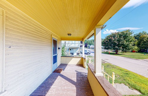 Berlin House | Dog-friendly getaway with porch, yard, & full kitchen - near ATV trails