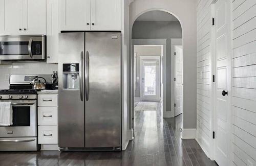 Shelby Hills House | Dog-Friendly One-Story Home in Nashville