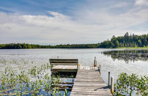 Park Falls House | Dog-Friendly Park Falls Cottage with 5 Acres and Lake