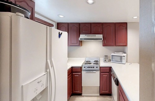 Pagosa Springs Apartment | Dog-friendly studio with mountain views - near lakes, golf, ski area
