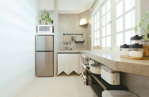 Patong Hotel | Dokdin's Family