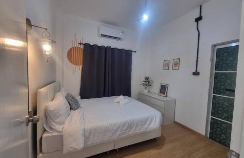 Betong House | Dollar Betong homestay