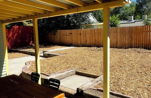 Aztec House | Dolly, Aztec's Adorned Abode - Downtown 3-bedroom with WiFi, privacy & charm