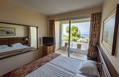 Agii Apostoli Hotel | Dolphin Resort Hotel & Conference