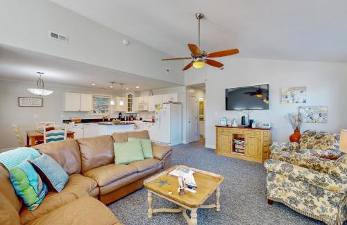 Frisco House | Dolphin Tales