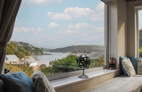 Salcombe Cottage | Dolphins
