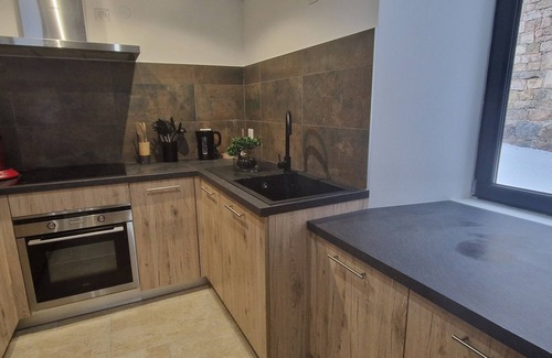 Saint-Symphorien-de-Mahun House | Domaine le Bouissou Du Mahun Gîtes for groups 15 to 40 people