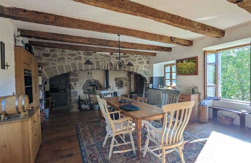 La Fouillade House | Domaine de La Bertrandie - Historic Estate with Swimming Pool and Hot Tub