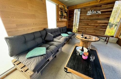 Perrancey-les-Vieux-Moulins Apartment | Domaine de Montauban