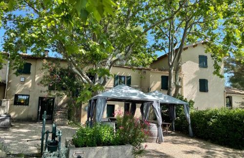 Tourbes House | domaine de montbuisson