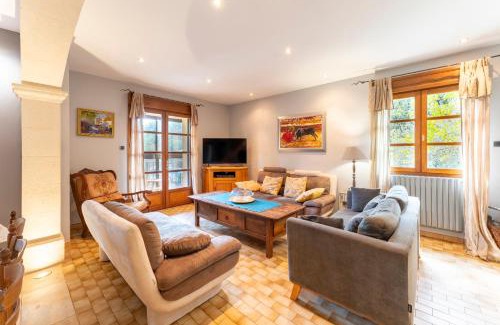 Vezenobres Villa | Domaine des Maladieres