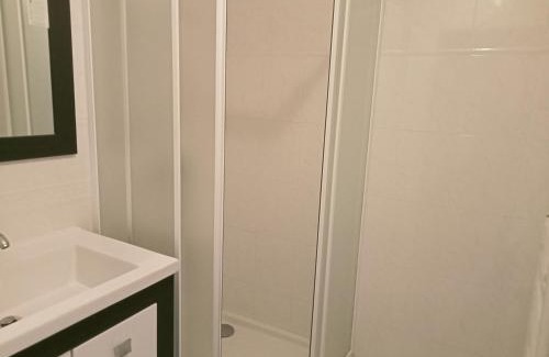 Plougasnou Apartment | Domaine des roches jaunes T2 PLOUGASNOU