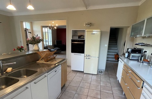 Jonquieres House | Domaine du Haut Débat in the heart of its vineyards