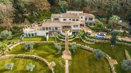 Gassin Apartment | Domaine du Manouiyé by Time Off Collection