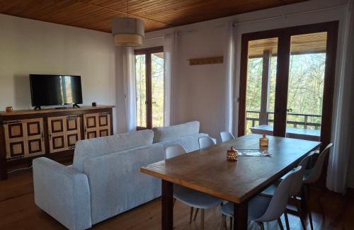 Saint-Martial-de-Nabirat Ski Chalet | Domaine de Grézelou