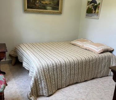 Autry-le-Chatel Bed & Breakfast | Domaine Les Bruyères