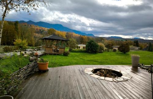 Evires Bed & Breakfast | Domaine Les Trois Biches