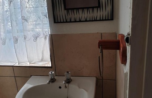 Rustenburg Other | Dombeya Ridge Guest Suite