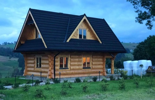Czarny Dunajec Ski Chalet | Domek drewniany - Czerwienne