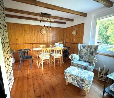 gmina Kaliska House | Domek nad Jeziorem Trzechowskim w lesie letniskowy na wsi
