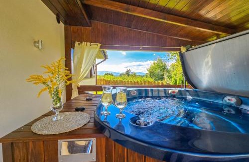 Janowice Wielkie House | Domek pod Świerkami & Jacuzzi