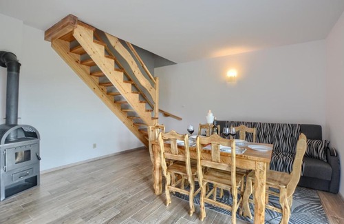 Olszanica Apartment | Domek w Bieszczadach u Ani Apartament 1