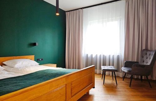 Czchow Villa | Domek z jacuzzi Cztery Pory Roku