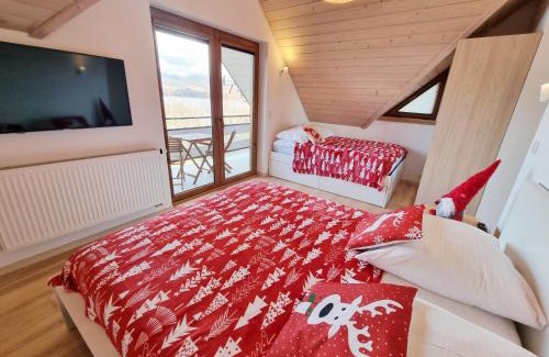 Frydman Ski Chalet | DOMEK Z POMOSTEM nad Jeziorem Czorsztyńskim