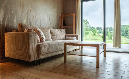 Woliborz House | Domki Nad Stawami z Jacuzzi i Sauną 3