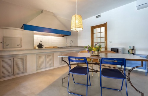 Sassari Villa | Domus 81 (Unit 1) - Villa with pool in Sardinia