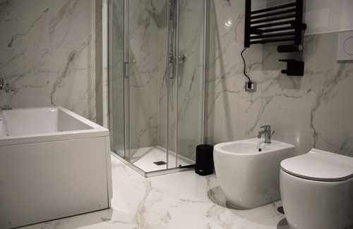 Prati House | Domus Dea Roma - by Trinità