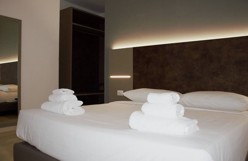 Prati House | Domus Dea Roma - by Trinità