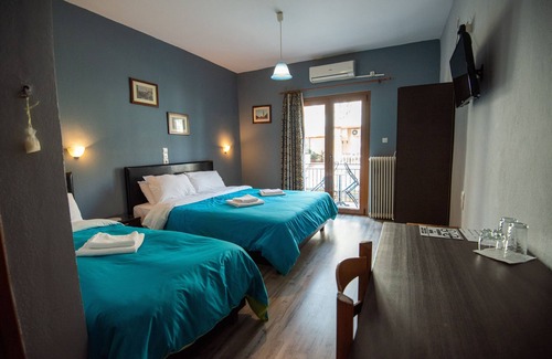 Perama Hotel | Domus Inn