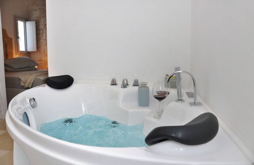 Centro Storico Bed & Breakfast | Donna Piera - Dimore di Charme Suite Gassa d'Amante with whirlpool