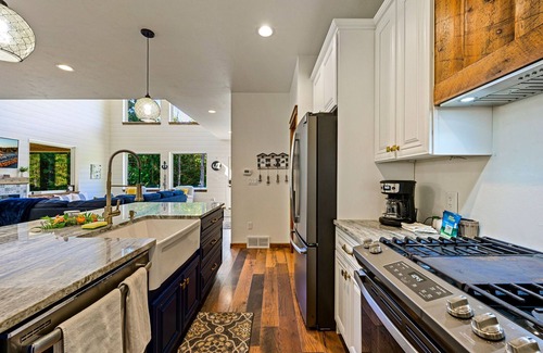 Egg Harbor House | Door County Cottage Retreat-Village of Egg Harbor