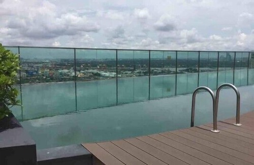 Sukhumvit Apartment | Doorstep BTS Sukhumvit Line + Wifi