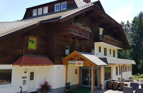 Kraa Apartment | Doppelzimmer mit Balkon - Pension Almhof