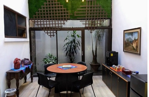 Guatemala City House | Double Bedroom Real View zone 15 Guatemala