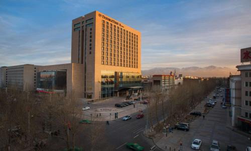 Golmud Hotel | DoubleTree by Hilton Qinghai - Golmud